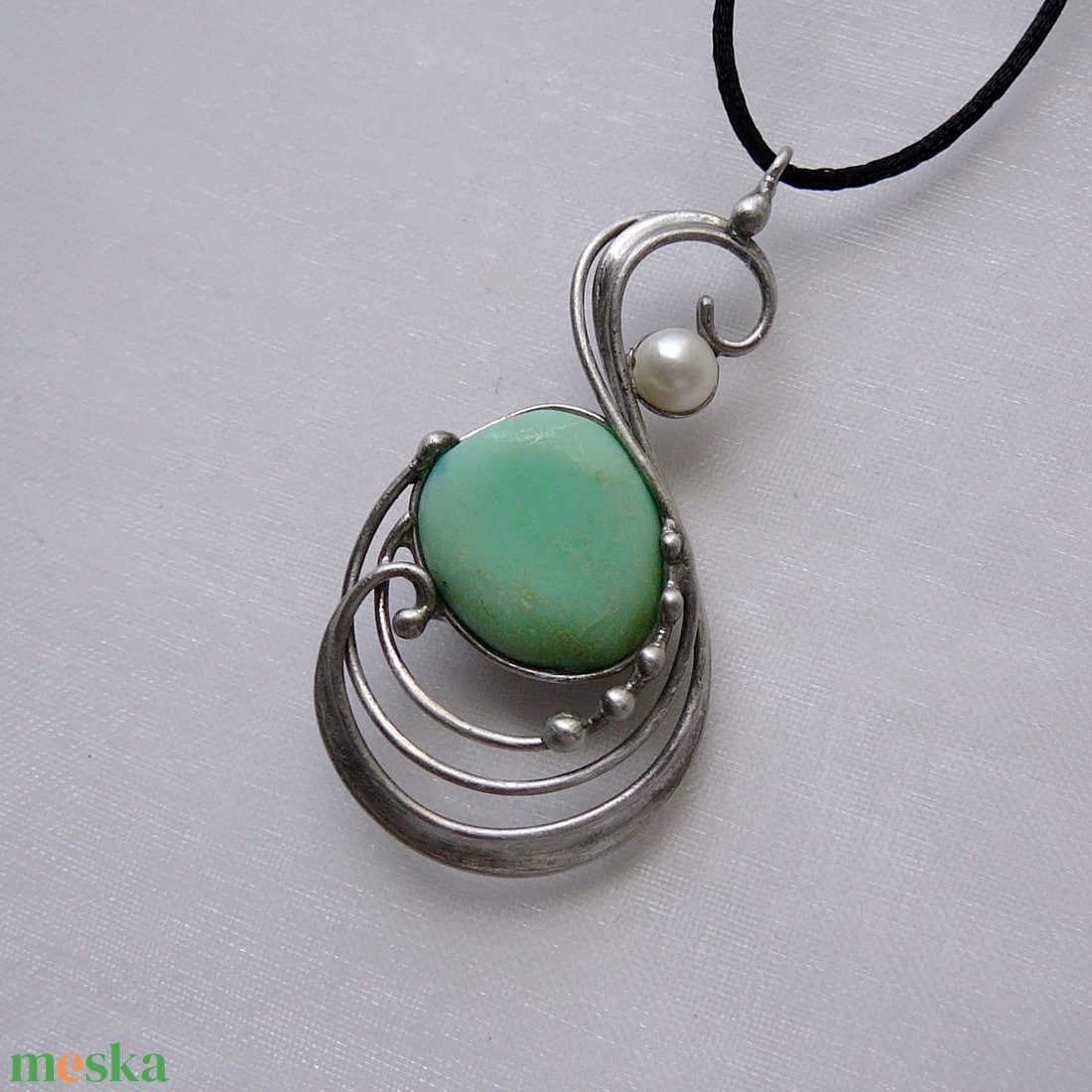 Krizopráz medál - ékszer - nyaklánc - medálos nyaklánc - Meska.hu