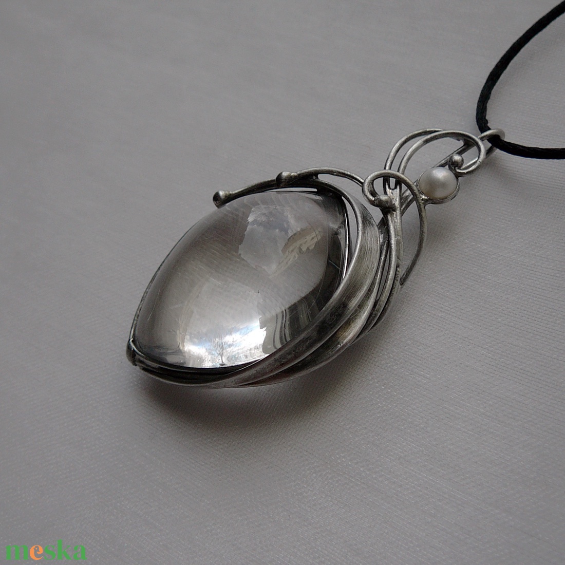 Hegyikristály medál - ékszer - nyaklánc - medálos nyaklánc - Meska.hu