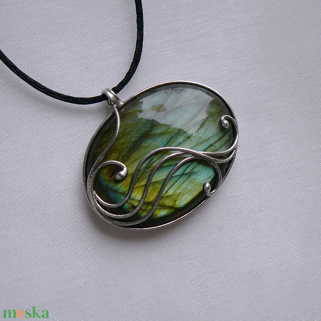 Labradorit medál - ékszer - nyaklánc - medál - Meska.hu