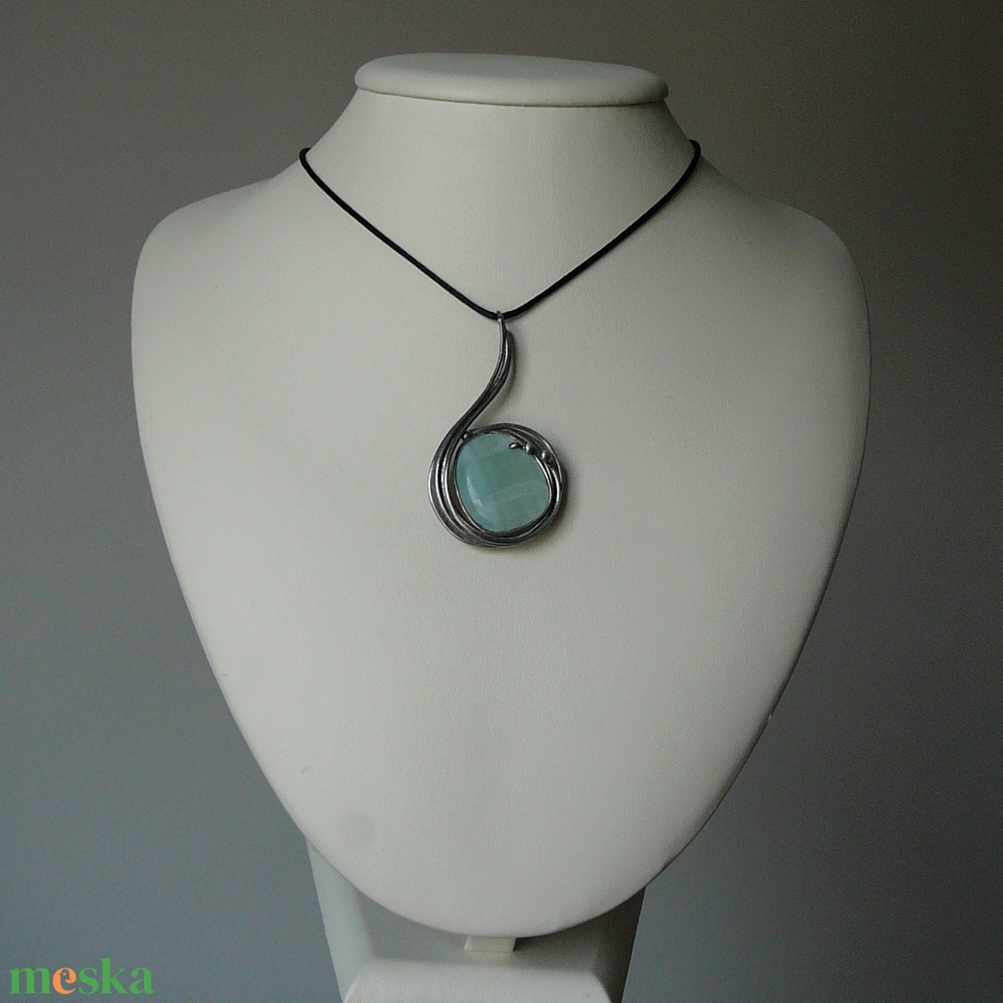 Zöld kalcit medál - ékszer - nyaklánc - medálos nyaklánc - Meska.hu