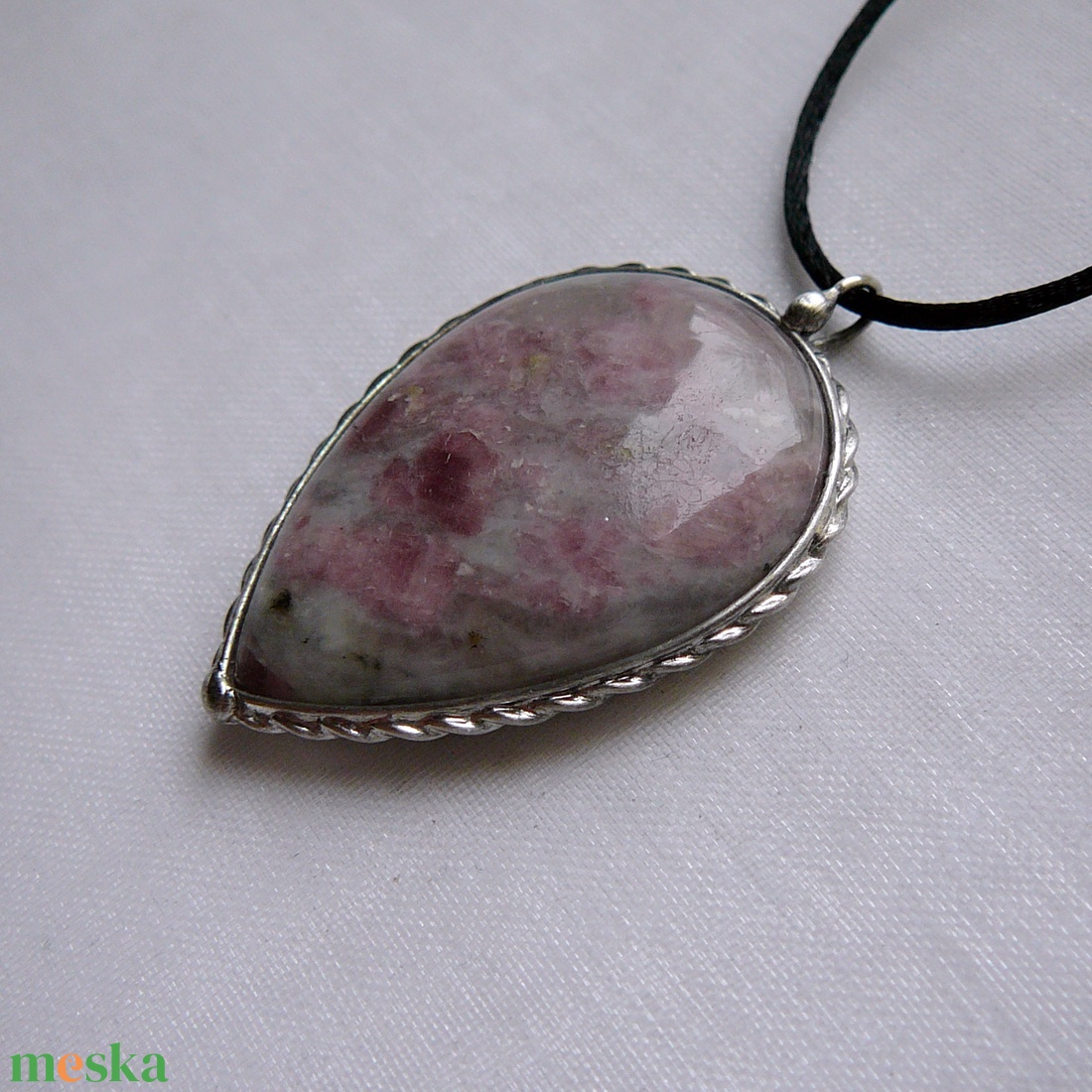 Rubellit csepp medál - ékszer - nyaklánc - medálos nyaklánc - Meska.hu