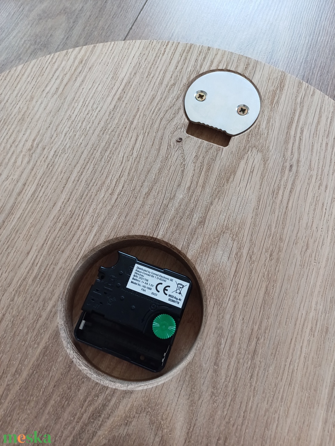 Falióra tömör tölgyfából - otthon & életmód - dekoráció - fali és függő dekoráció - falióra & óra - Meska.hu