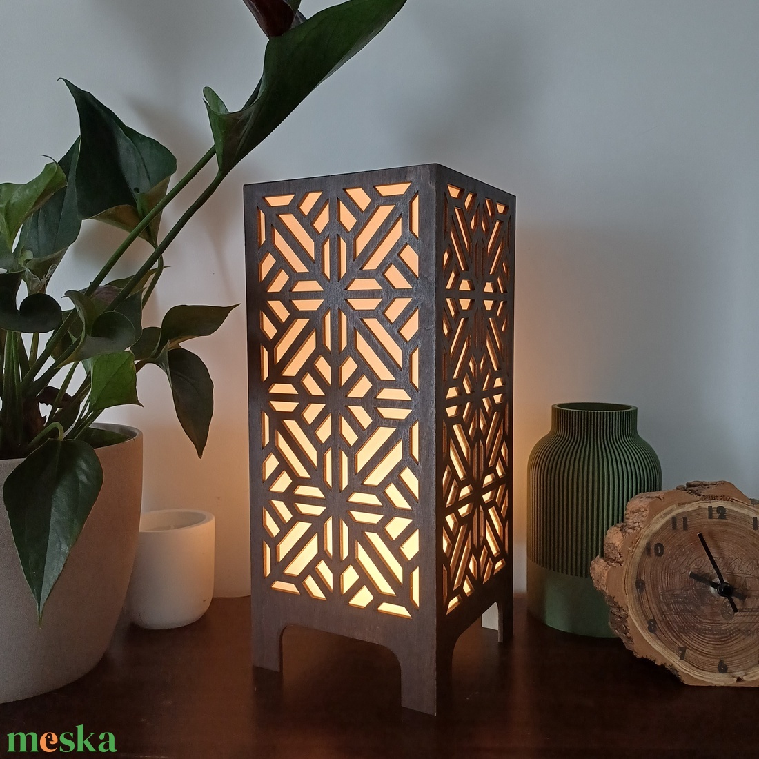 Fából készült éjjeli lámpa állítható fényerővel - otthon & életmód - lámpa - hangulatlámpa - Meska.hu