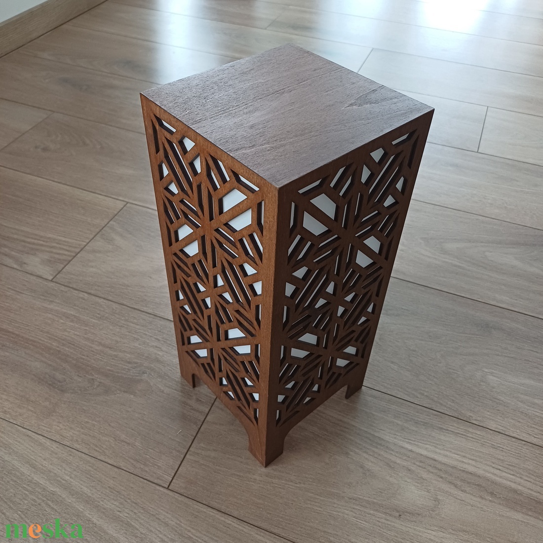 Fából készült éjjeli lámpa állítható fényerővel - otthon & életmód - lámpa - hangulatlámpa - Meska.hu