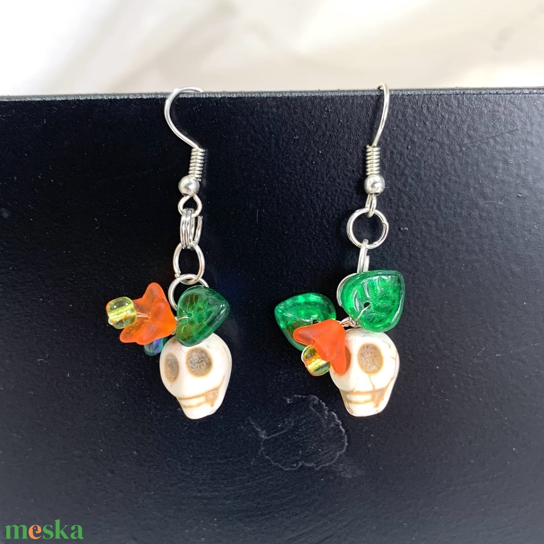 Frida Kahlo halálfejes virágos fülbevaló kb.5 cm-es, Halloween Fülbevaló, Halál Fej lógós fülbevaló, Party Füli - ékszer - fülbevaló - lógó fülbevaló - Meska.hu Frida Kahlo halálfejes virágos fülbevaló kb.5 cm-es, Halloween Fülbevaló, Halál Fej lógós fülbevaló, Party Füli - ékszer - fülbevaló - lógó fülbevaló - Meska.hu
