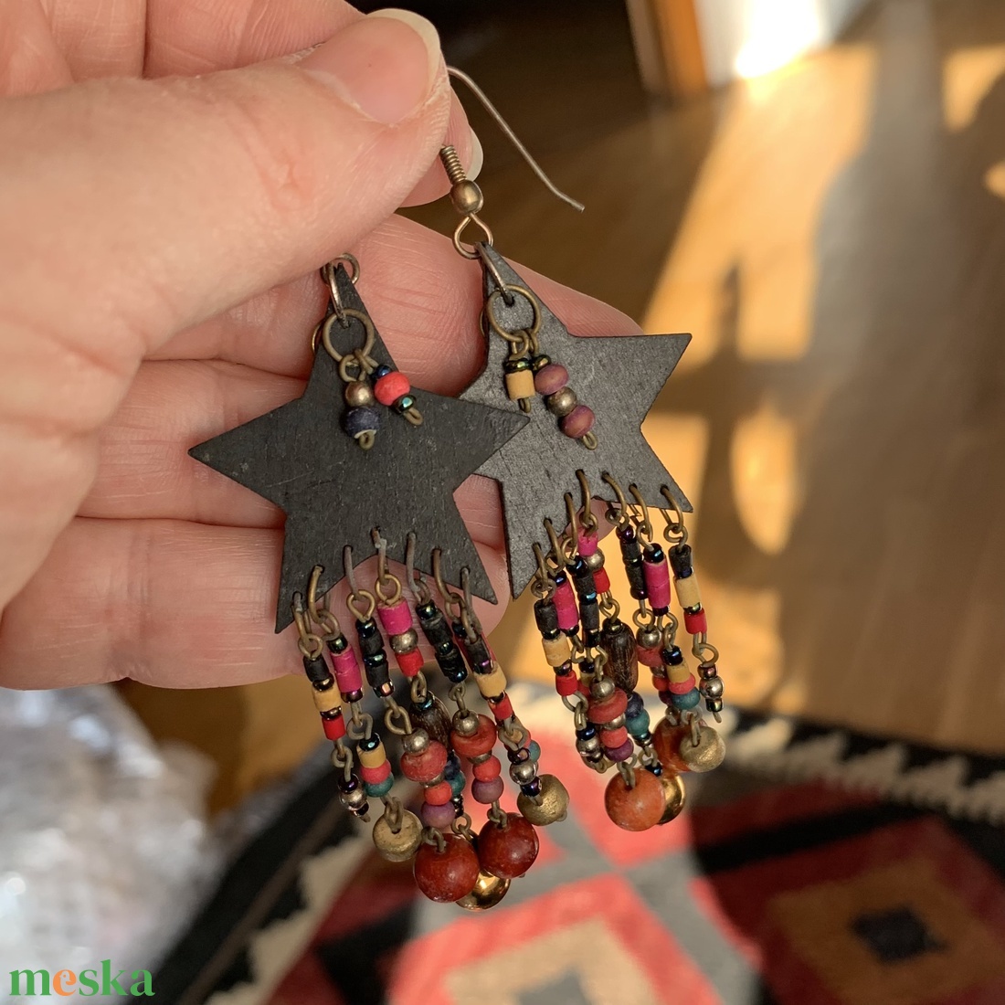 Régi ékszer, retro vintage ékszer, egyedi midcentury ékszer, fülbevaló csillagos, lógó retro hippi fülbevaló 70-es évek - ékszer - ékszerszett - Meska.hu Régi ékszer, retro vintage ékszer, egyedi midcentury ékszer, fülbevaló csillagos, lógó retro hippi fülbevaló 70-es évek - ékszer - ékszerszett - Meska.hu