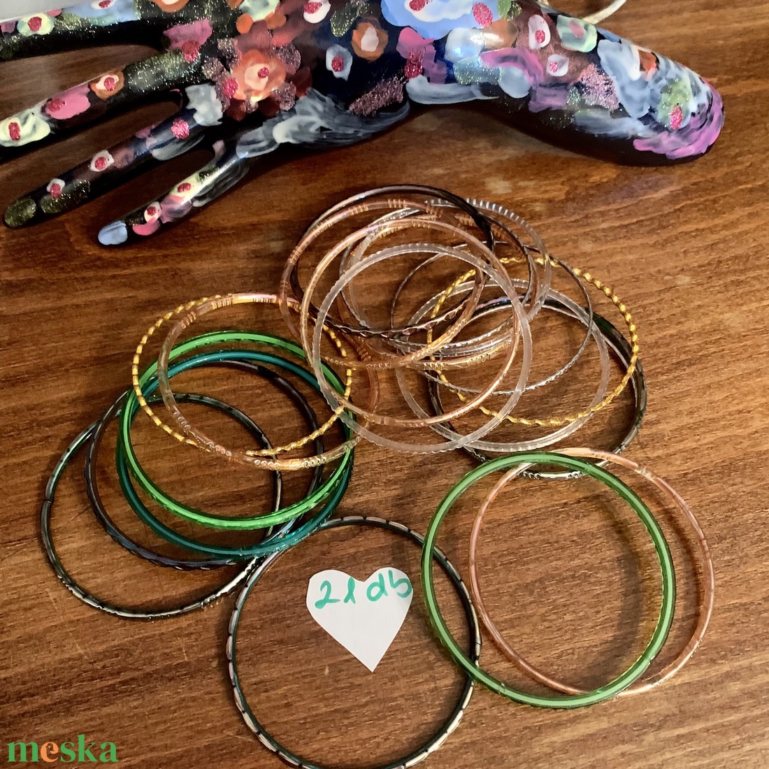 21 db vintge színes csörgős hippi réz karperec átmérő 6 cm, Régi ékszer, retro vintage ékszer, egyedi midcentury ékszer - ékszer - ékszerszett - Meska.hu