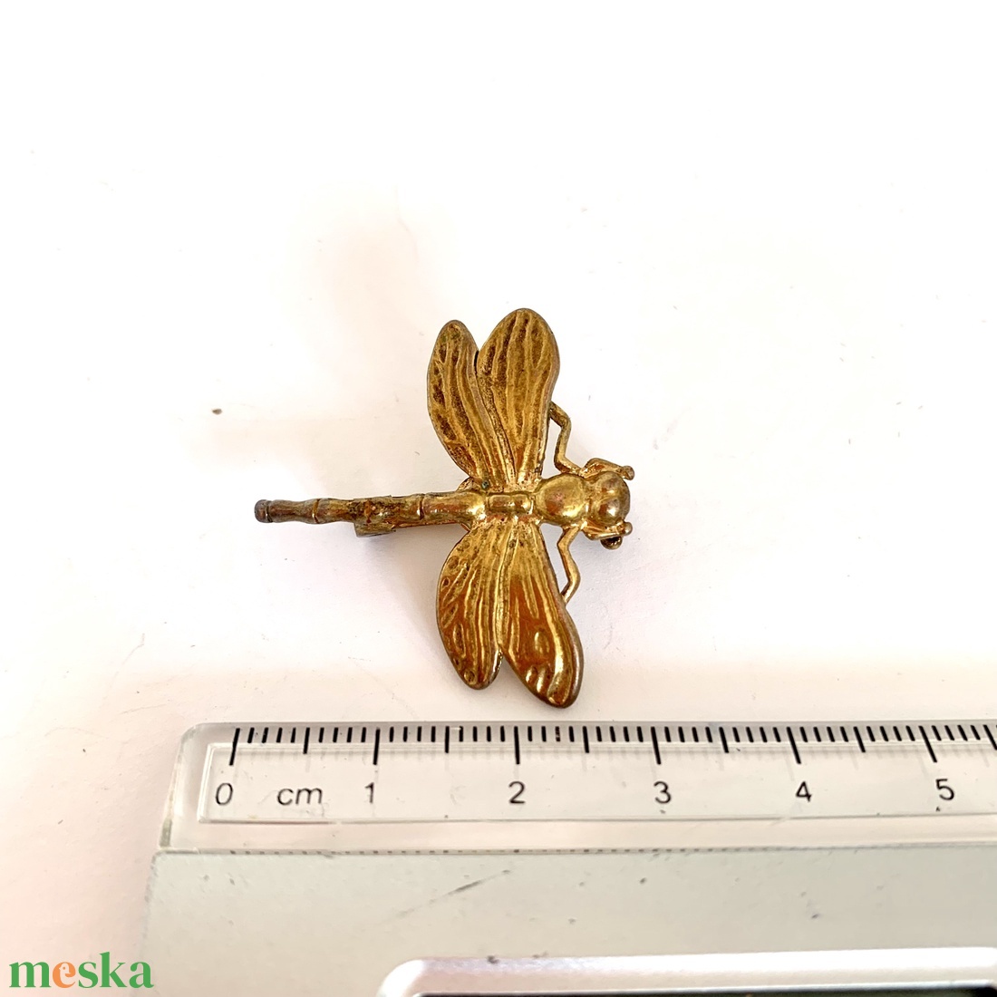 Art-deco stílusú régi BROSS az 1980-as évekből, gyönyörű elegáns strasszos kitűző, pin szövetkabátra, blúzra, blézerre - ékszer - kitűző és bross - kitűző - Meska.hu Art-deco stílusú régi BROSS az 1980-as évekből, gyönyörű elegáns strasszos kitűző, pin szövetkabátra, blúzra, blézerre - ékszer - kitűző és bross - kitűző - Meska.hu