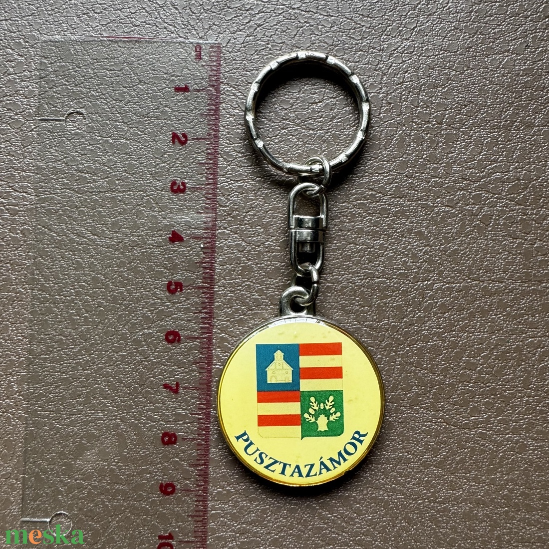 Pusztazámor Régi kulcstartó, vintage kulcstartó a 60-as évekből, régi kulcskarika, kulcs tartó - táska & tok - kulcstartó & táskadísz - kulcstartó - Meska.hu Pusztazámor Régi kulcstartó, vintage kulcstartó a 60-as évekből, régi kulcskarika, kulcs tartó - táska & tok - kulcstartó & táskadísz - kulcstartó - Meska.hu
