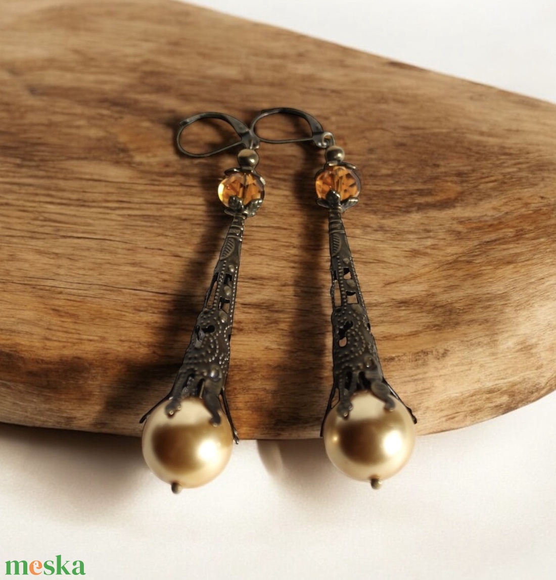 Bronz és majolika gyöngyös fülbevaló 8cm estére-partyra! Elegáns lógós fülbevaló - ékszer - fülbevaló - lógó fülbevaló - Meska.hu Bronz és majolika gyöngyös fülbevaló 8cm estére-partyra! Elegáns lógós fülbevaló - ékszer - fülbevaló - lógó fülbevaló - Meska.hu