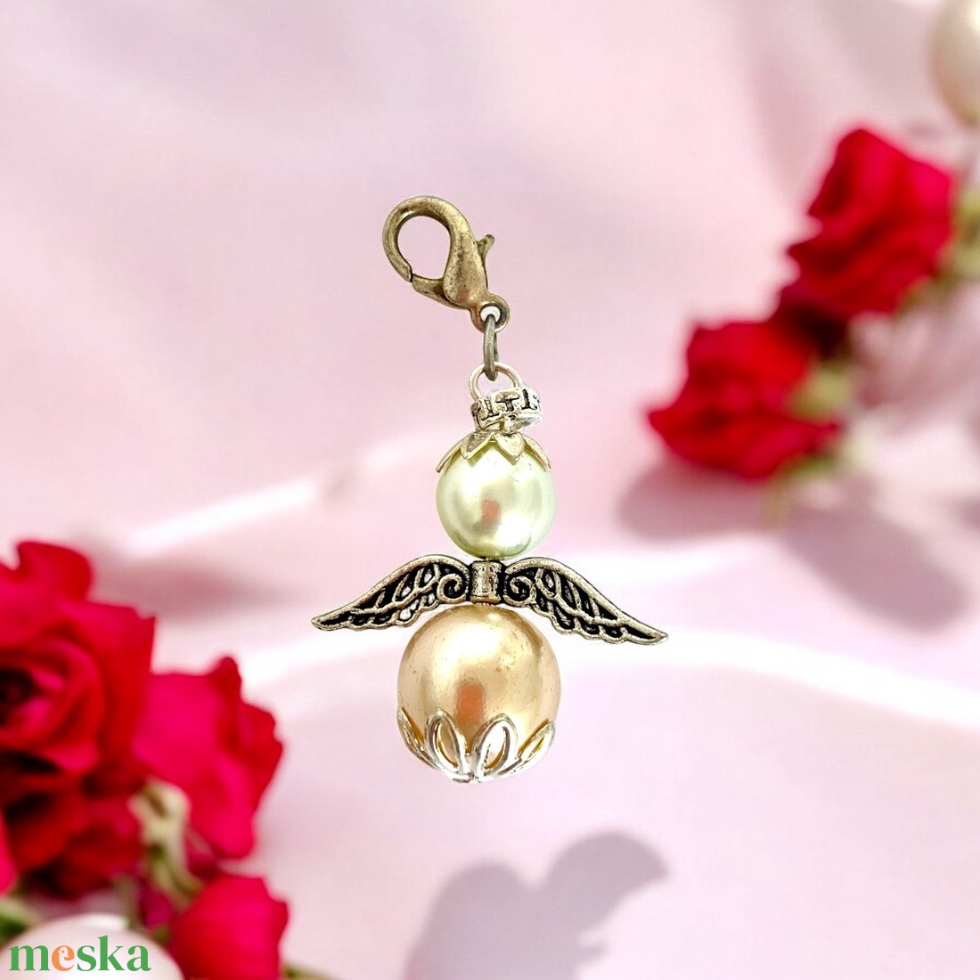 Angyal, angyalka, őrangyal, angyal charm, angyal dísz, angyalos kulcstartó, táskadísz, ajándék angyalka tündér - ékszer - karkötő - charm karkötő - Meska.hu Angyal, angyalka, őrangyal, angyal charm, angyal dísz, angyalos kulcstartó, táskadísz, ajándék angyalka tündér - ékszer - karkötő - charm karkötő - Meska.hu