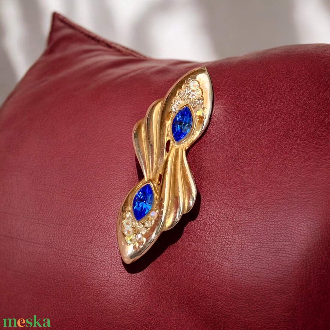 Vintage BROSS az 1980-as évekből, gyönyörű elegáns strasszos kitűző, pin szövetkabátra, blúzra,  blézerre - ékszer - kitűző és bross - kitűző - Meska.hu