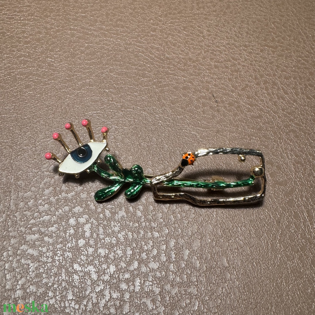 Vintage BROSS az 1980-as évekből, gyönyörű elegáns strasszos kitűző, pin szövetkabátra, blúzra,  blézerre - ékszer - kitűző és bross - Meska.hu