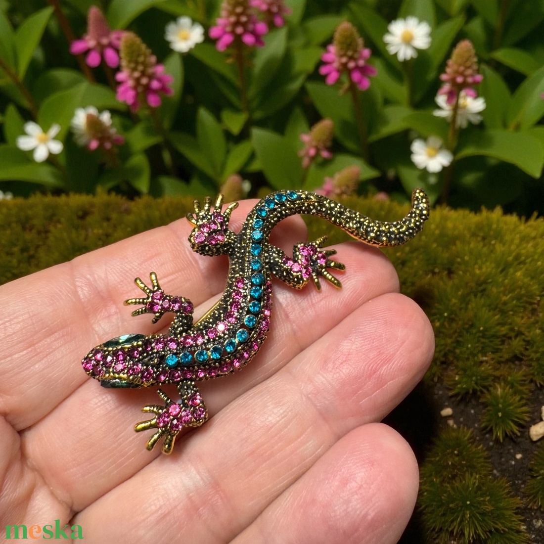 Vintage BROSS az 1980-as évekből, gyönyörű elegáns strasszos kitűző, pin szövetkabátra, blúzra,  blézerre - ékszer - kitűző és bross - Meska.hu