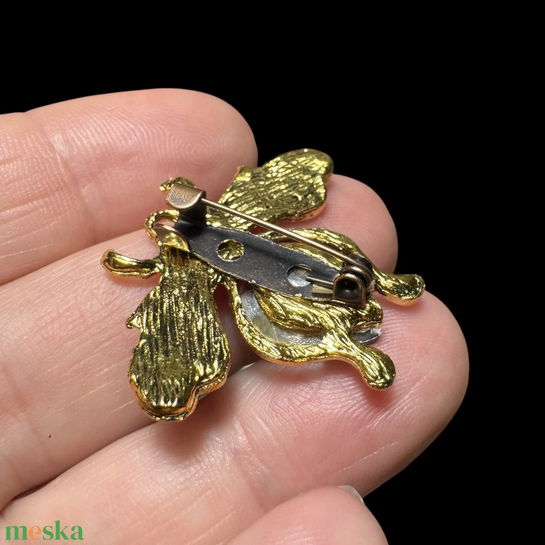 Vintage BROSS az 1980-as évekből, gyönyörű elegáns strasszos kitűző, pin szövetkabátra, blúzra,  blézerre - ékszer - kitűző és bross - Meska.hu