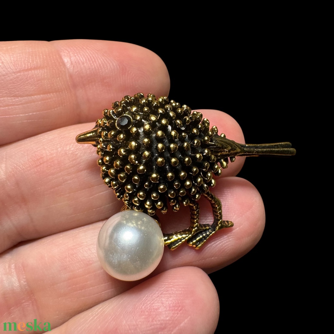 Madár Vintage BROSS az 1980-as évekből, gyönyörű elegáns strasszos kitűző, pin szövetkabátra, blúzra,  blézerre - ékszer - kitűző és bross - Meska.hu