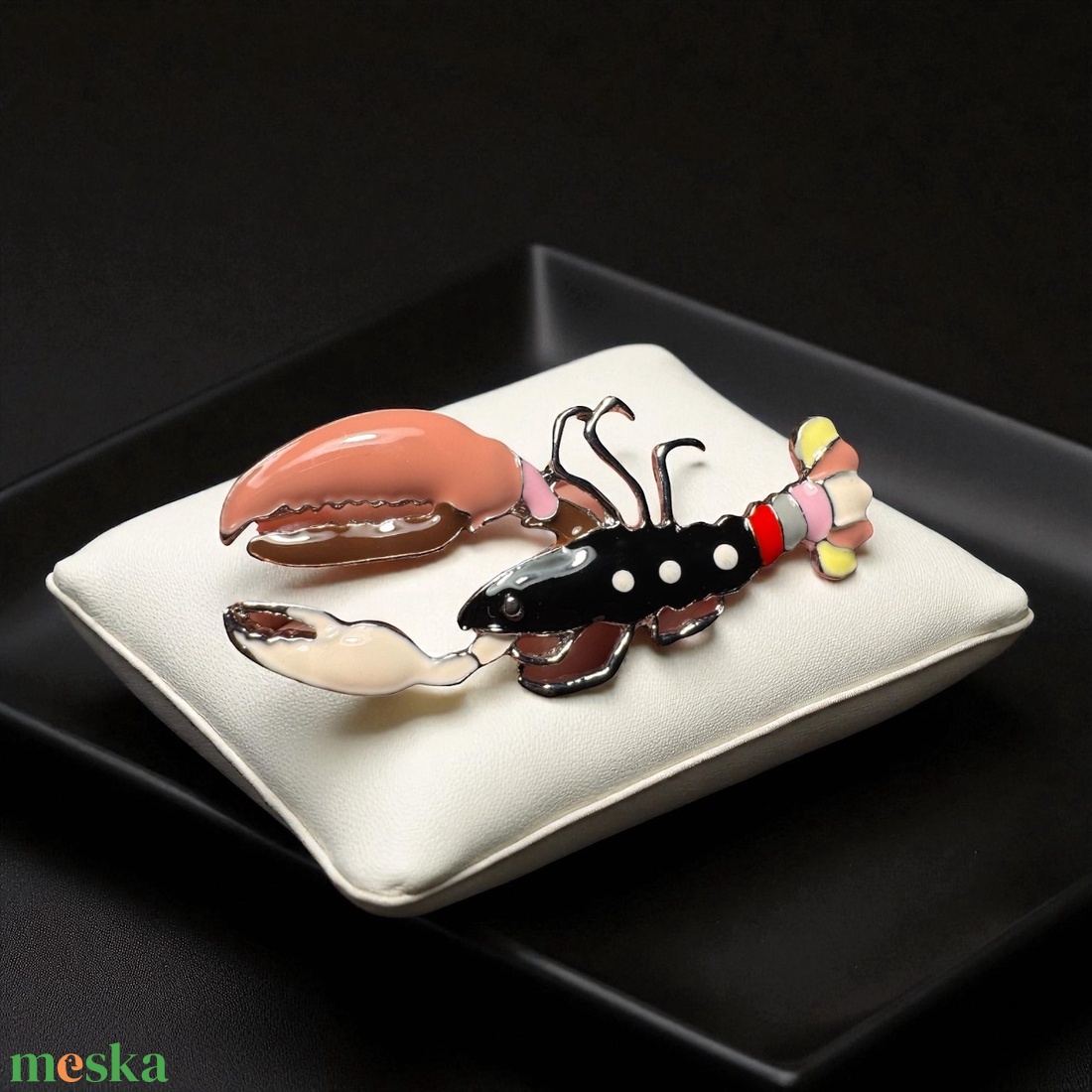 Homár Vintage BROSS az 1980-as évekből, gyönyörű elegáns strasszos kitűző, pin szövetkabátra, blúzra,  blézerre - ékszer - kitűző és bross - Meska.hu