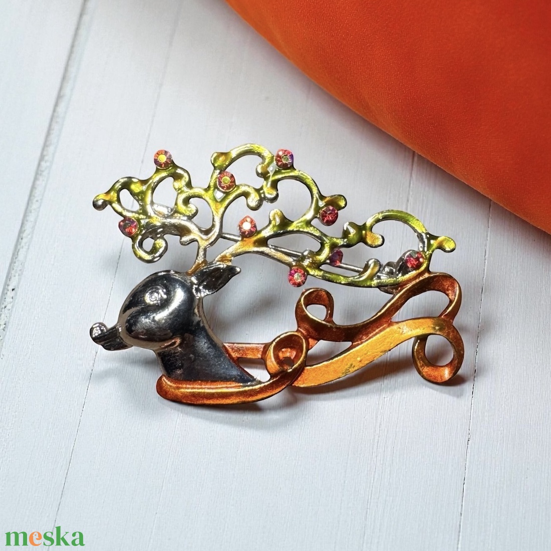 Szarvas Vintage BROSS az 1980-as évekből, gyönyörű elegáns strasszos kitűző, pin szövetkabátra, blúzra,  blézerre - ékszer - kitűző és bross - Meska.hu