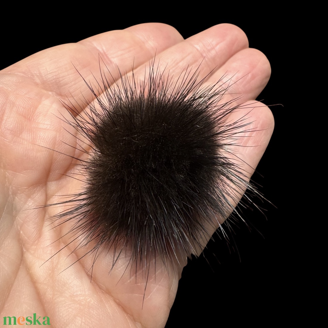 Prémből Vintage BROSS az 1980-as évekből, gyönyörű elegáns strasszos kitűző, pin szövetkabátra, blúzra,  blézerre - ékszer - kitűző és bross - Meska.hu