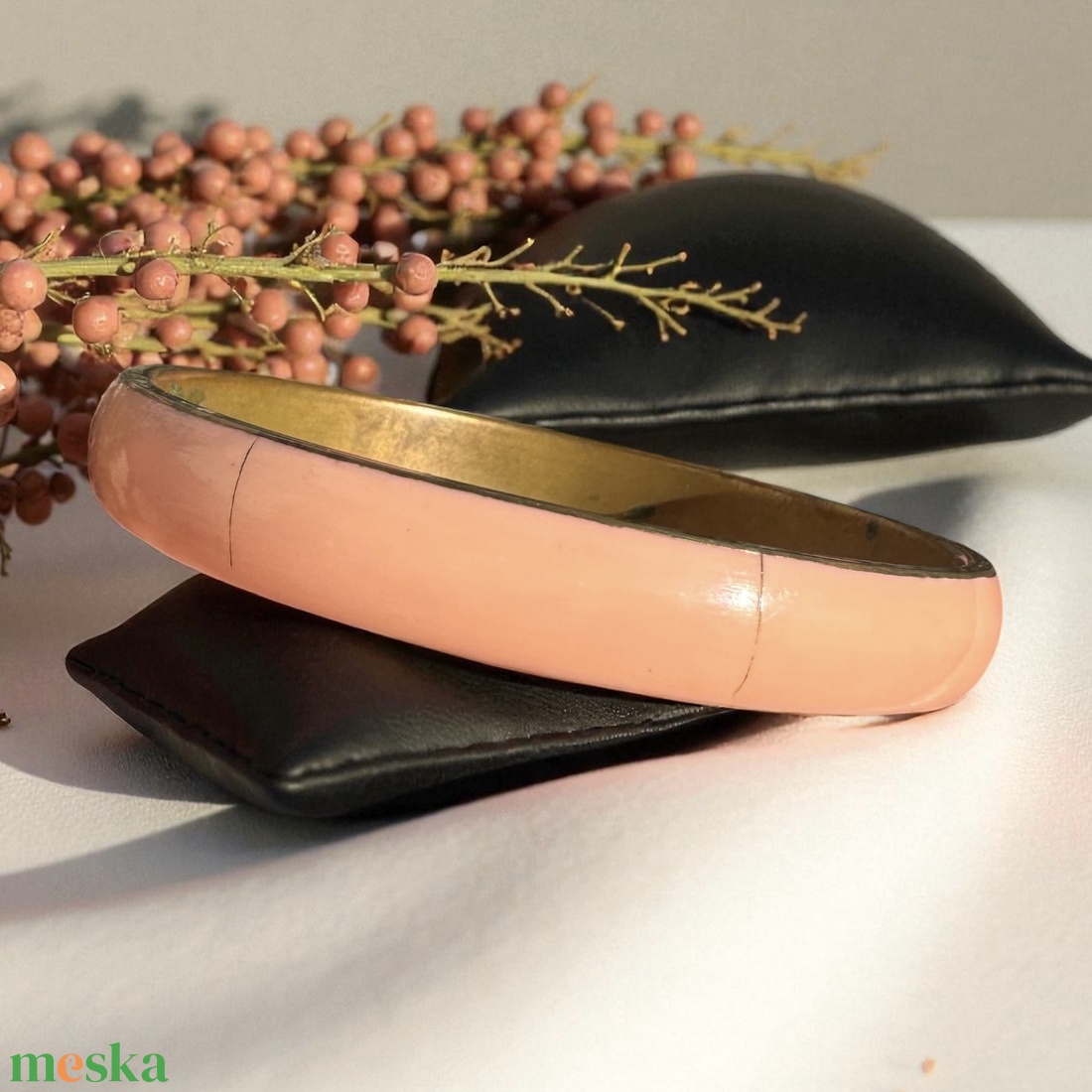 Színes hippi vintage réz karperec a 70-es évekből � eredeti retró bohém ékszer gyűjtőknek és egyedi stílus kedvelőknek - ékszer - karkötő - karperec - Meska.hu