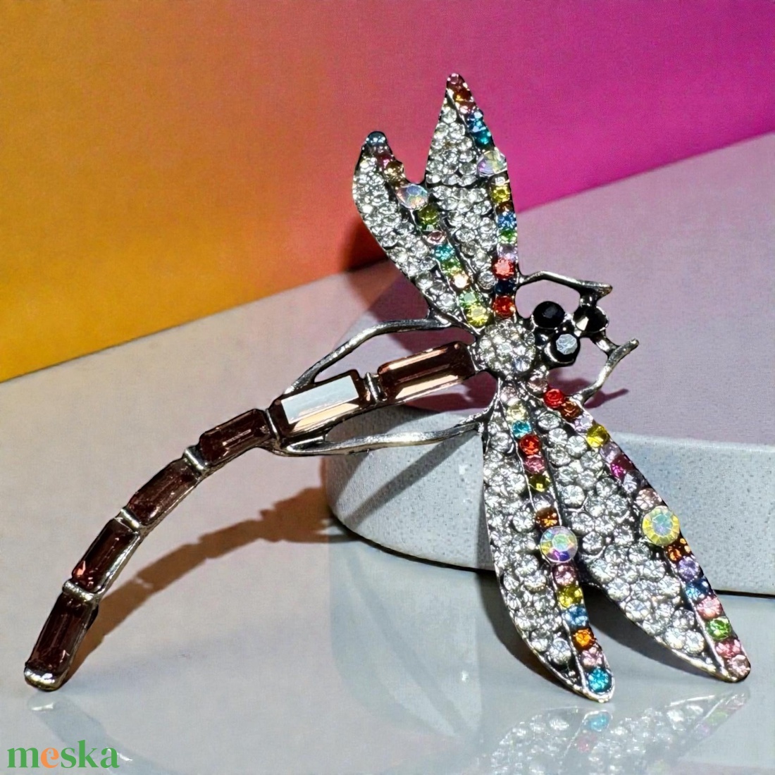 Szitakötő Vintage BROSS az 1980-as évekből, gyönyörű elegáns strasszos kitűző, pin szövetkabátra, blúzra,  blézerre - ékszer - kitűző és bross - Meska.hu