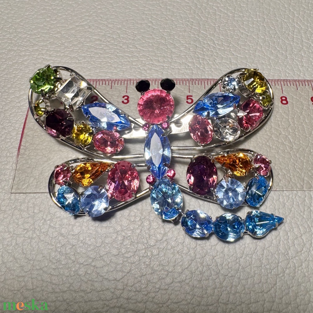 Vintage BROSS az 1980-as évekből, gyönyörű elegáns strasszos kitűző, pin szövetkabátra, blúzra,  blézerre retro kitűző - ékszer - kitűző és bross - Meska.hu