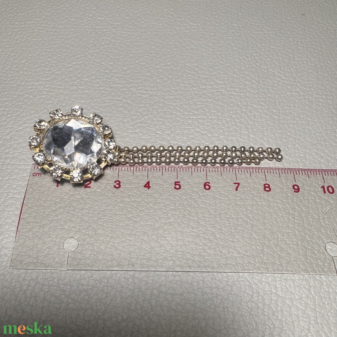 Vintage BROSS az 1980-as évekből, gyönyörű elegáns strasszos kitűző, pin szövetkabátra, blúzra,  blézerre retro kitűző - ékszer - kitűző és bross - Meska.hu