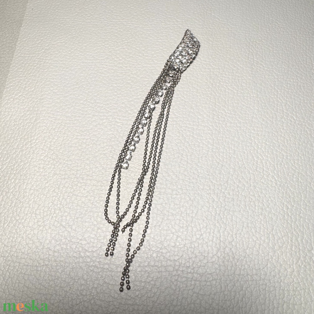 Vintage BROSS az 1980-as évekből, gyönyörű elegáns strasszos kitűző, pin szövetkabátra, blúzra,  blézerre retro kitűző - ékszer - kitűző és bross - Meska.hu