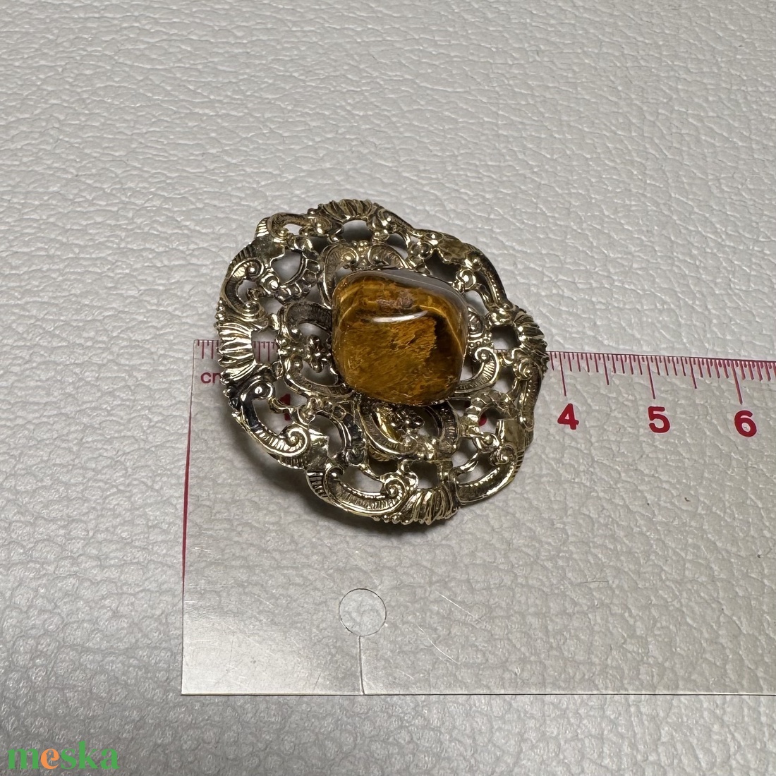 Vintage BROSS az 1980-as évekből, gyönyörű elegáns strasszos kitűző, pin szövetkabátra, blúzra,  blézerre retro kitűző - ékszer - kitűző és bross - Meska.hu