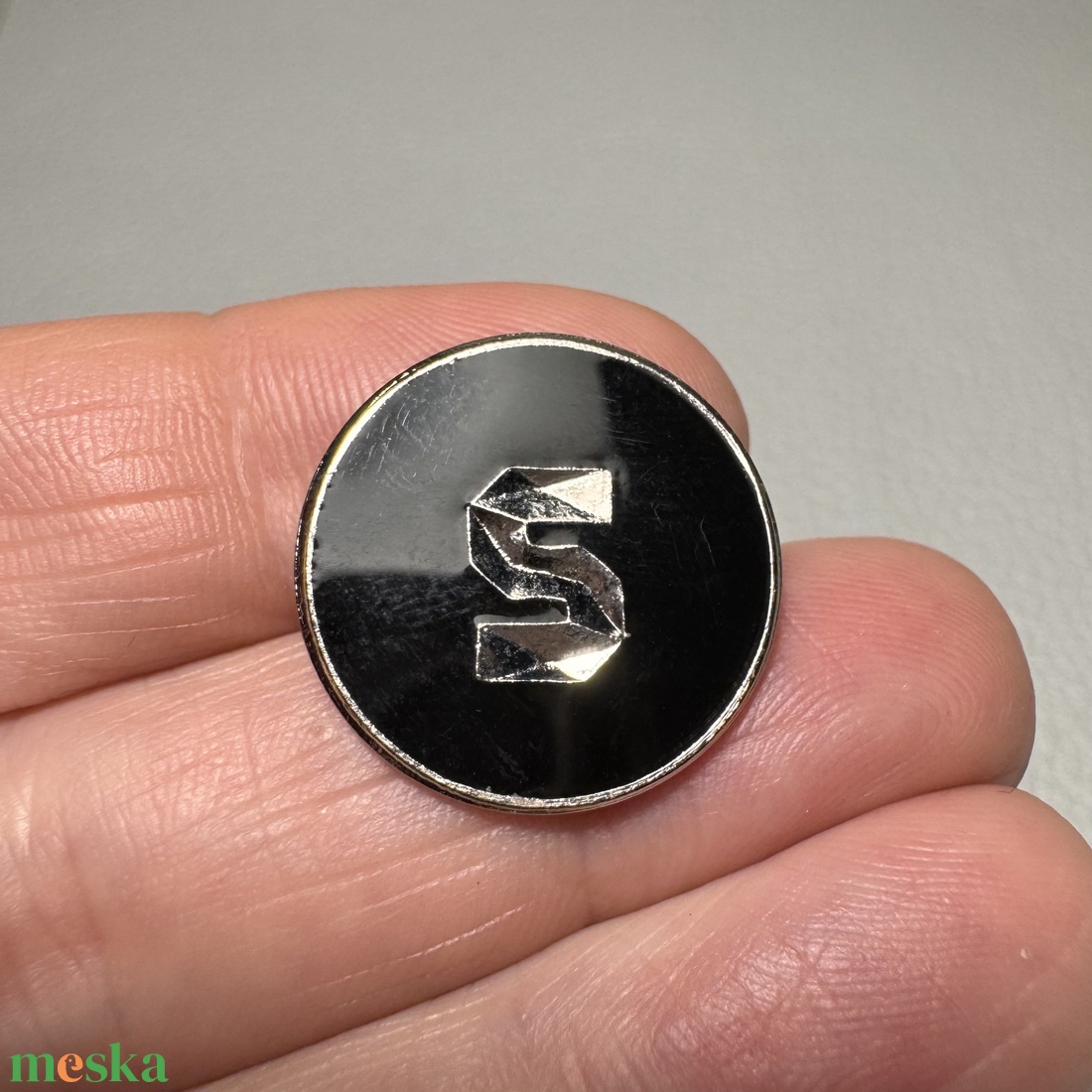 Vintage BROSS az 1980-as évekből, gyönyörű elegáns strasszos kitűző, pin szövetkabátra, blúzra,  blézerre retro kitűző - ékszer - kitűző és bross - Meska.hu