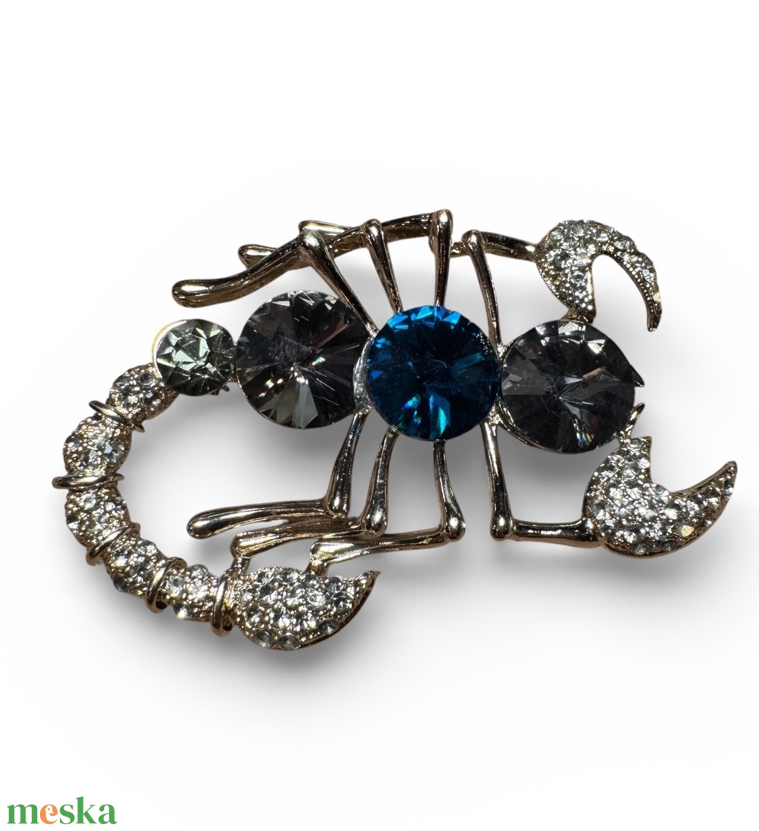 Skorpió Vintage BROSS az 1980-as évekből, gyönyörű elegáns strasszos kitűző, pin szövetkabátra, blúzra,  blézerre - ékszer - kitűző és bross - Meska.hu