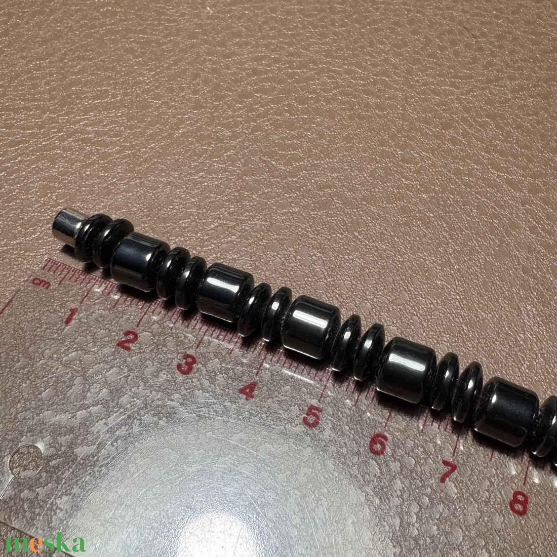 Férfi vagy UNISEX nyaklánc ásvány szemekből, 44 cm hematit magnetit fekete mágneses ásvány lánc férfiaknak vasból - ékszer - nyaklánc - statement nyaklánc - Meska.hu