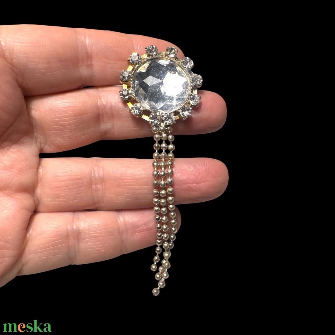 Vintage BROSS az 1980-as évekből, gyönyörű elegáns strasszos kitűző, pin szövetkabátra, blúzra,  blézerre retro kitűző - ékszer - kitűző és bross - Meska.hu