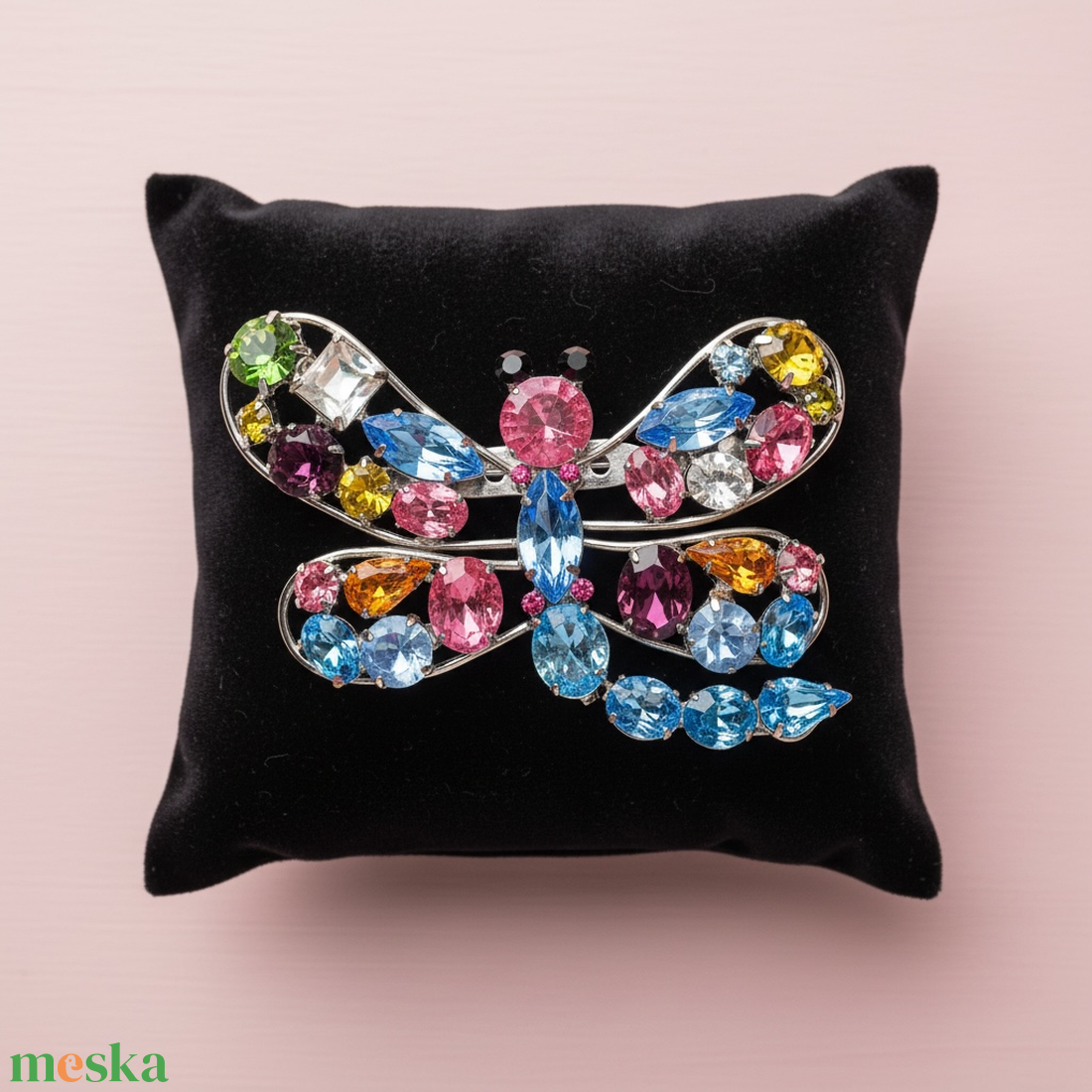 Kristály pillangó Vintage BROSS az 1980-as évekből, strasszos kitűző, pin szövetkabátra, blúzra,  blézerre retro kitűző - ékszer - kitűző és bross - Meska.hu