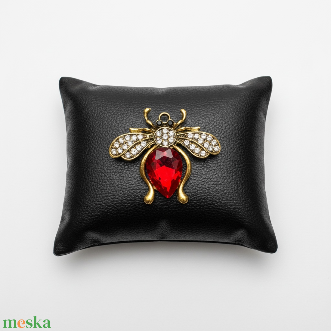 Retro BROSS az 1980-as évekből, gyönyörű elegáns strasszos kitűző, pin szövetkabátra, blúzra,  blézerre szép kitűző - ékszer - kitűző és bross - Meska.hu