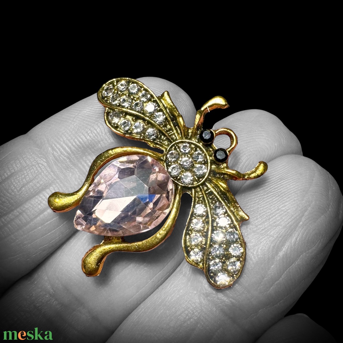 Retro BROSS az 1980-as évekből, gyönyörű elegáns strasszos kitűző, pin szövetkabátra, blúzra,  blézerre szép kitűző - ékszer - kitűző és bross - Meska.hu