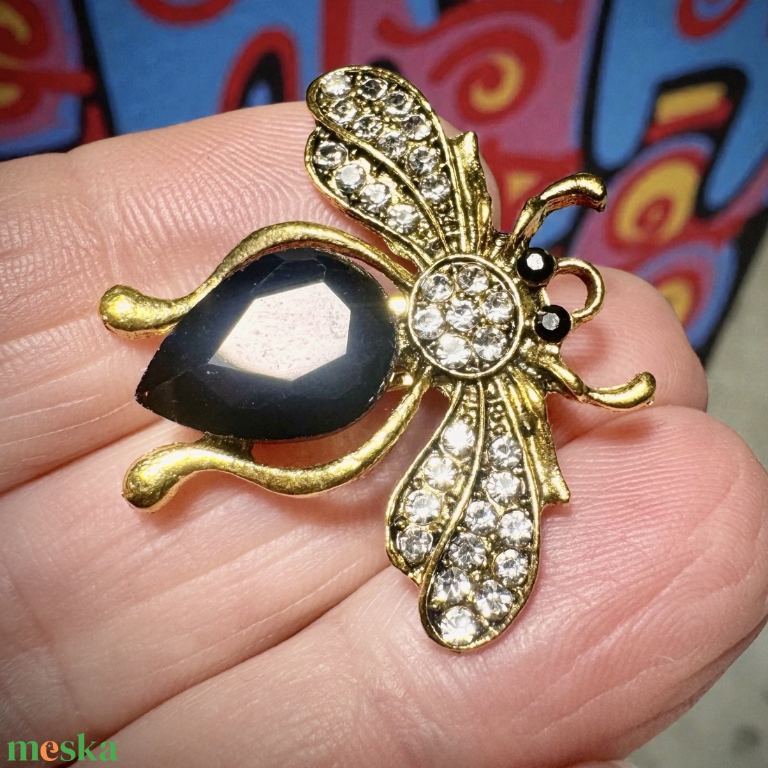 Retro BROSS az 1980-as évekből, gyönyörű elegáns strasszos kitűző, pin szövetkabátra, blúzra,  blézerre szép kitűző - ékszer - kitűző és bross - Meska.hu