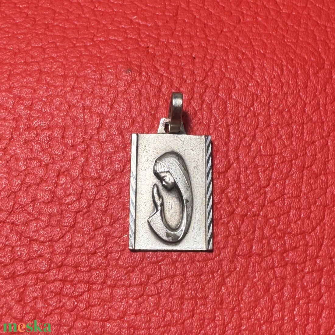 Szűz Mária medál nyakláncra � vintage vallásos ékszer az 1970�80-as évekből - ékszer - nyaklánc - medálos nyaklánc - Meska.hu