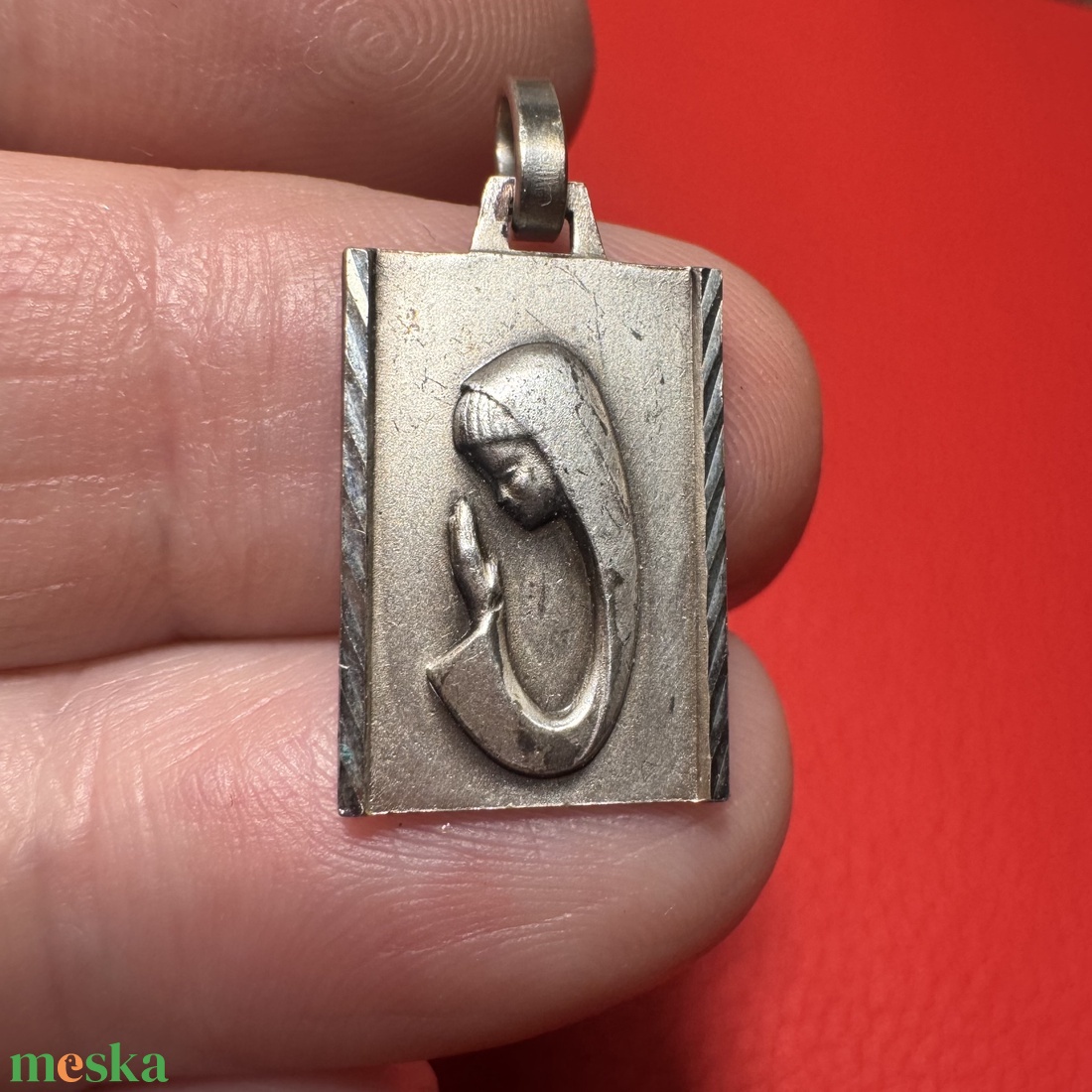 Szűz Mária medál nyakláncra � vintage vallásos ékszer az 1970�80-as évekből - ékszer - nyaklánc - medálos nyaklánc - Meska.hu