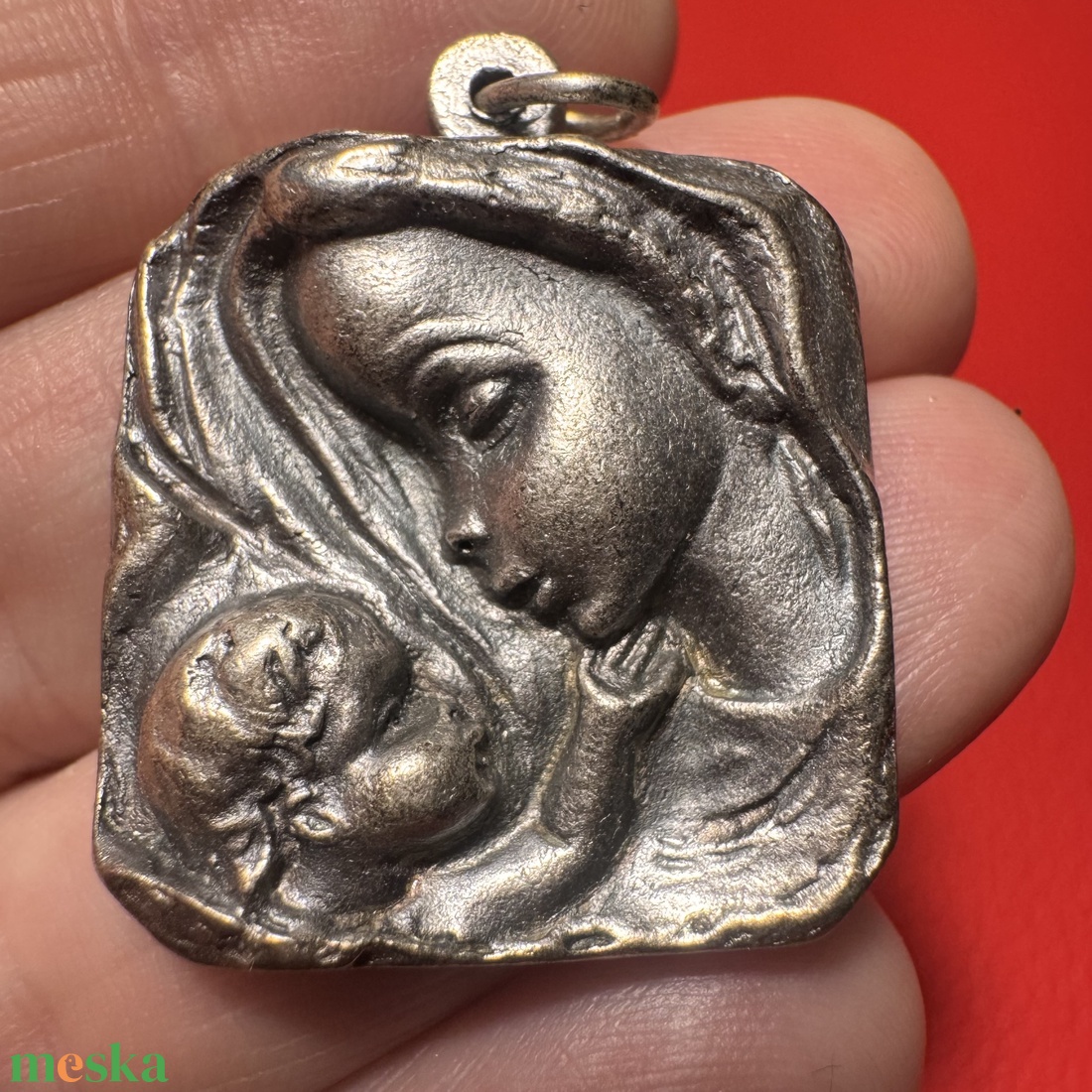 Szűz Mária medál nyakláncra � vintage vallásos ékszer az 1970�80-as évekből - ékszer - nyaklánc - medálos nyaklánc - Meska.hu