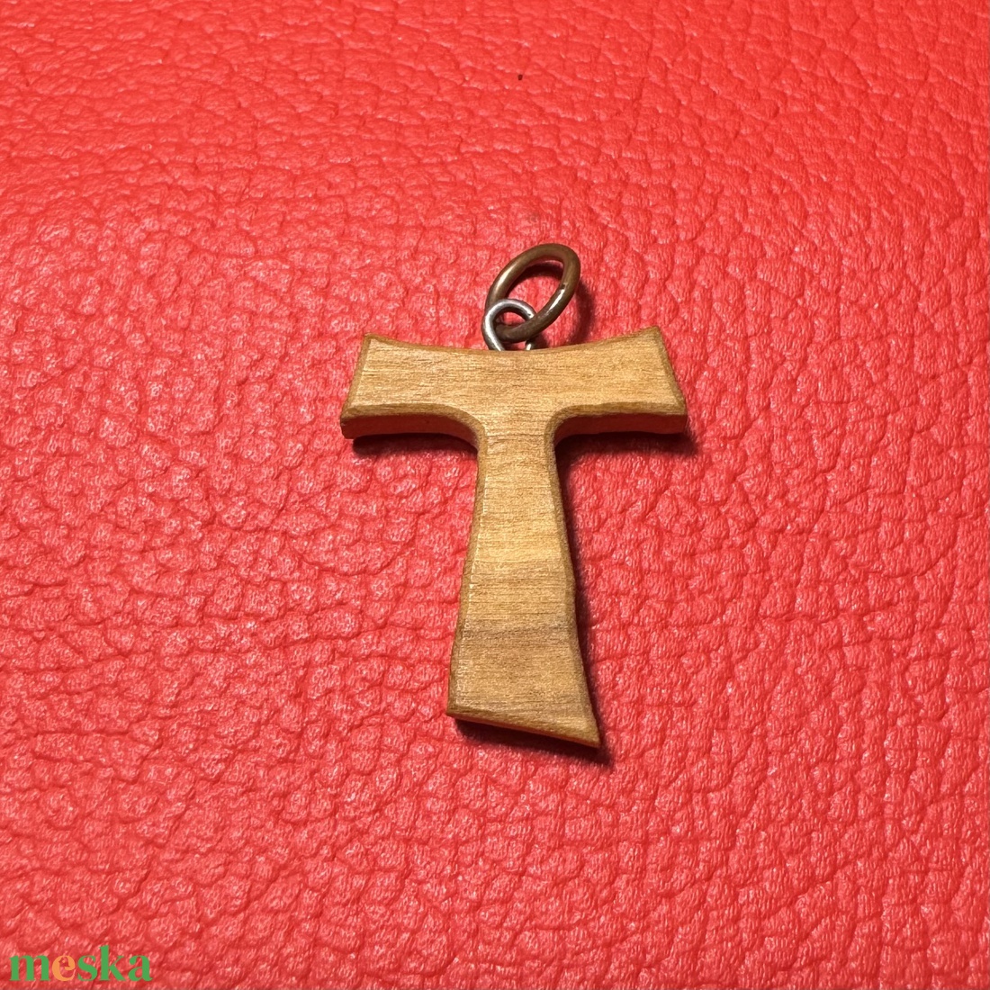 Antoniusz kereszt, Tau kereszt olajfa kereszt nyakláncra � vintage vallásos ékszer az 1970�80-as évekből - ékszer - nyaklánc - medálos nyaklánc - Meska.hu