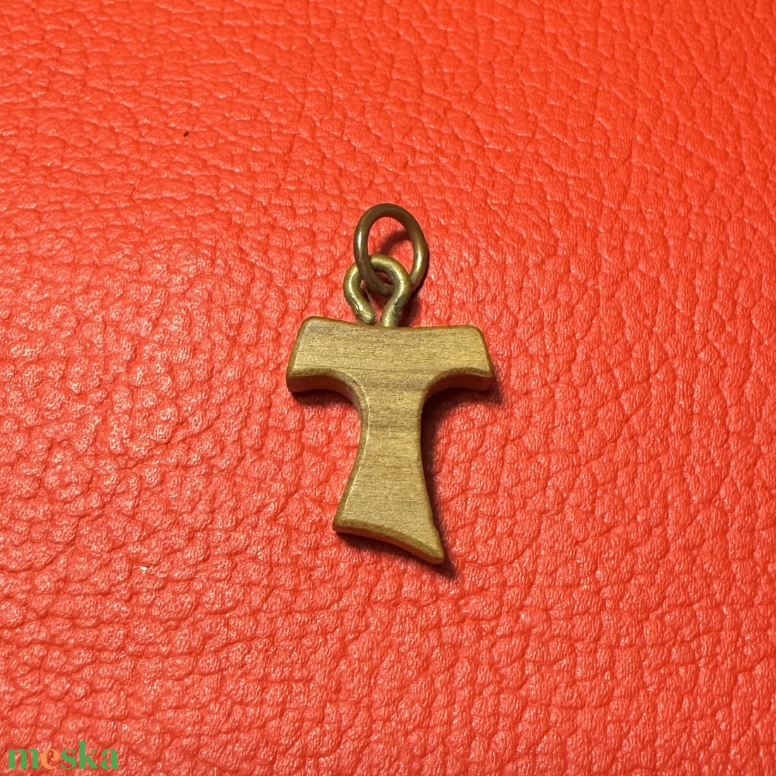 Antoniusz kereszt, Tau kereszt olajfa kereszt nyakláncra � vintage vallásos ékszer az 1970�80-as évekből - ékszer - nyaklánc - medálos nyaklánc - Meska.hu
