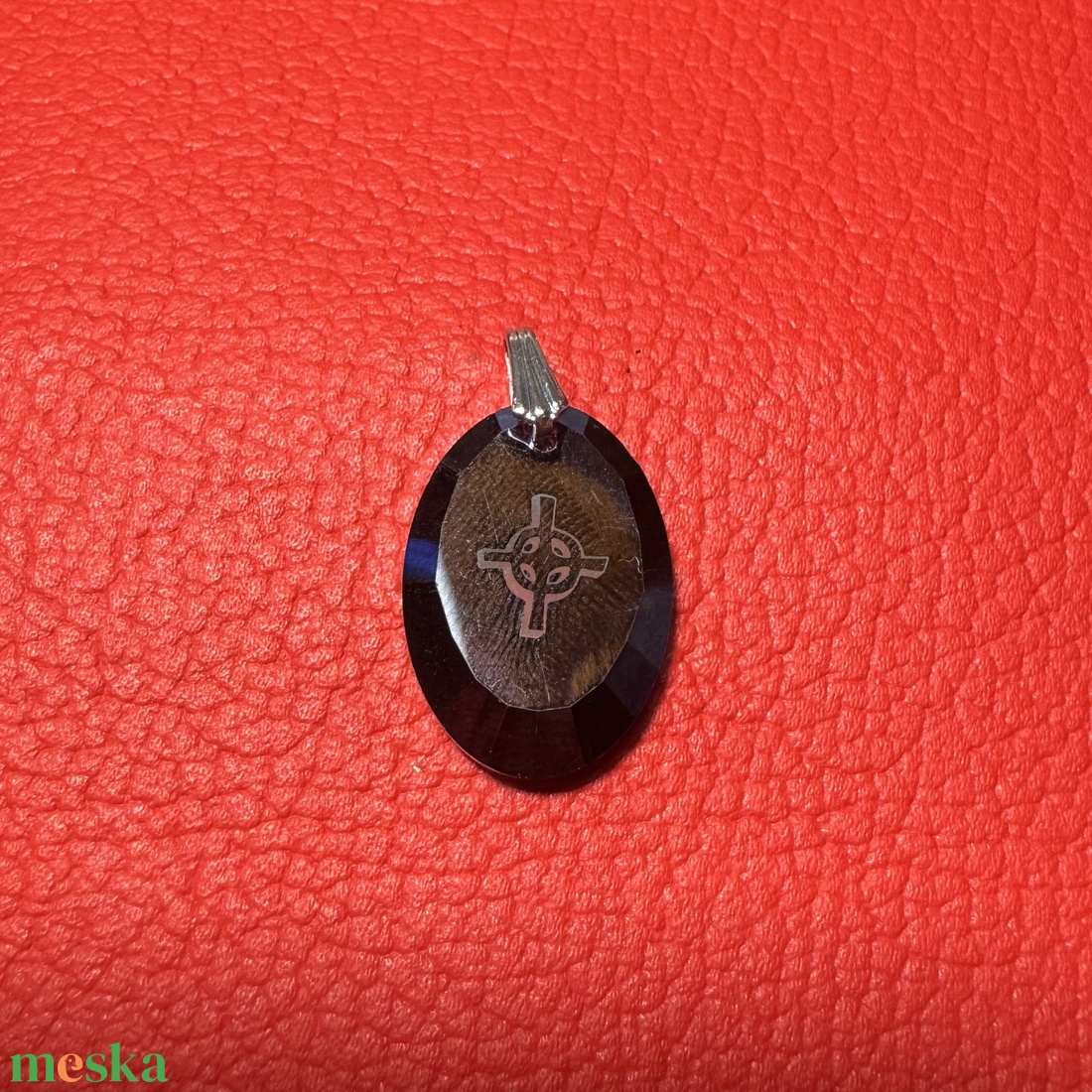 Retro nap-kereszt üveg medál nyakláncra � vintage vallásos ékszer az 1970�80-as évekből - ékszer - nyaklánc - medálos nyaklánc - Meska.hu