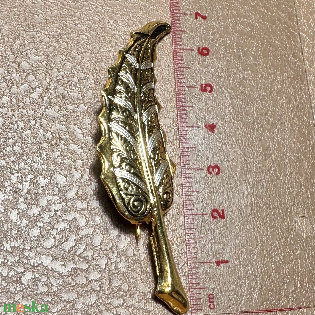 Bross, 24 karát aranyozott Damascene kitűző vintage damaszkén bross, Toledó spanyol ékszer, aranyozott kézműves bross - ékszer - kitűző és bross - Meska.hu