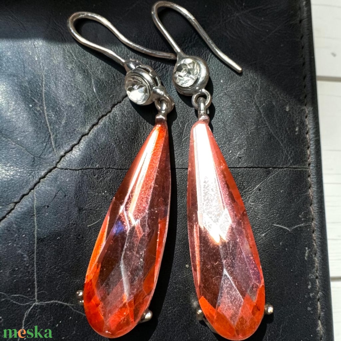 Retro piros kritály köves ékszer, gyönyörű vintage fülbevaló 1970/80-as évek stílusa, gyönyörű mutatós retro fül ékszer - ékszer - fülbevaló - csillár fülbevaló - Meska.hu