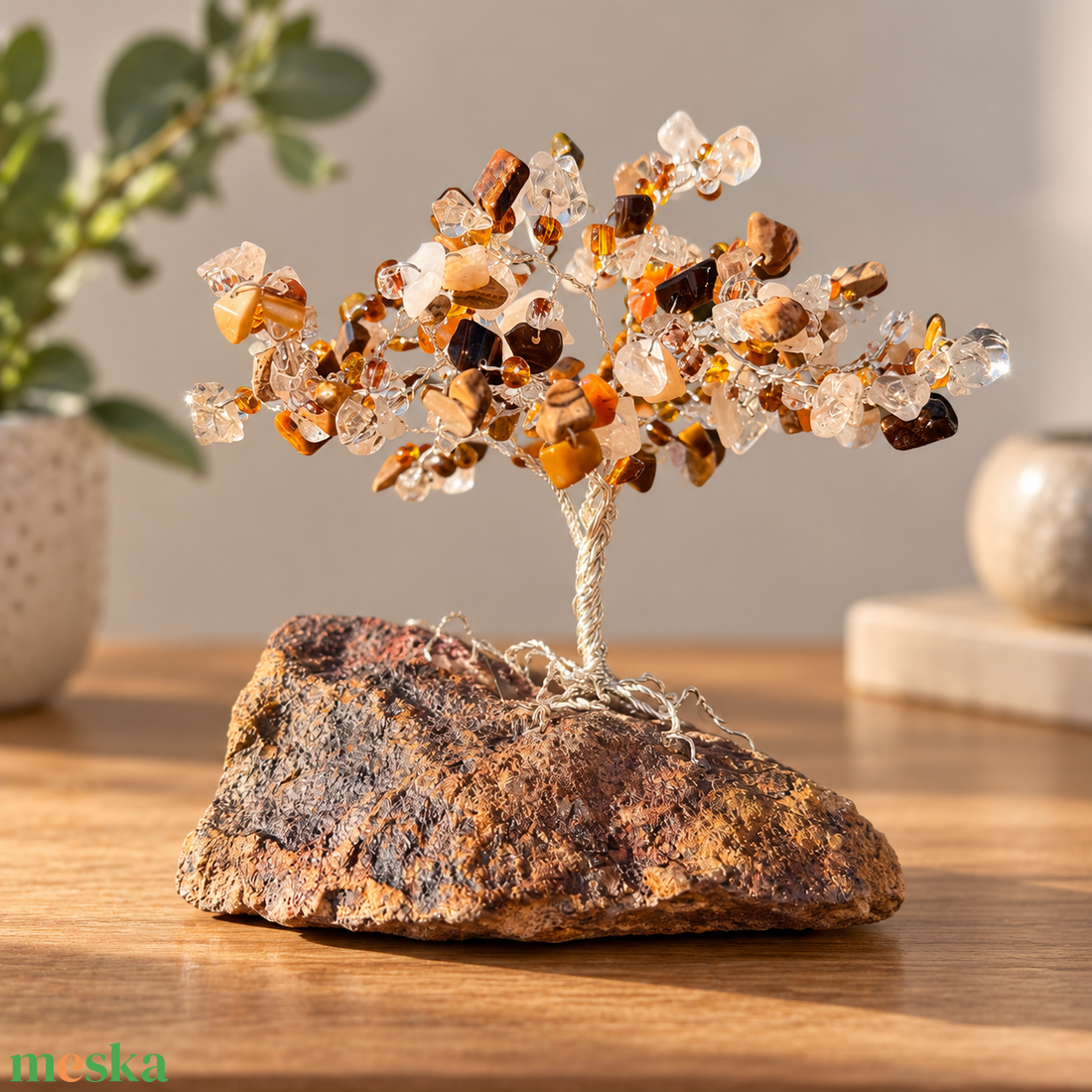 Jáspis, hegyikristály, arany rutil kristály fa, kristály bonsai, ékszerfa, szerencsefa, életfa, pénzfa, kristályfa  - otthon & életmód - dekoráció - asztal és polc dekoráció - gyöngyfa, ásványfa - Meska.hu