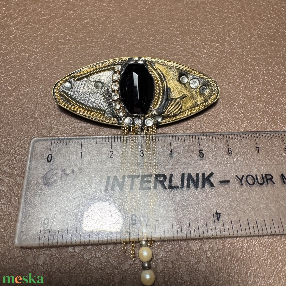 Érdekes gyurma BROSS az 1980-as évekből, gyönyörű elegáns kitűző, pin szövetkabátra, blúzra,  blézerre retro kitűző - ékszer - kitűző és bross - Meska.hu