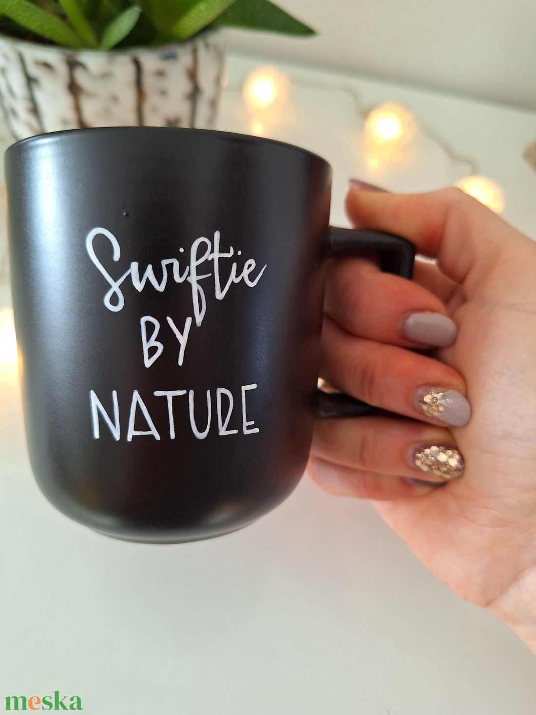 Taylor Swift bögre - Swiftie by nature - otthon & életmód - konyhafelszerelés, tálalás - tálalás - bögre & csésze - Meska.hu