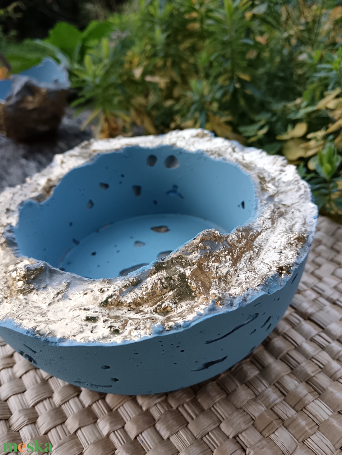 Beton tálka arany szegéllyel - ékszer - ékszertartó - ékszertartó tál - Meska.hu