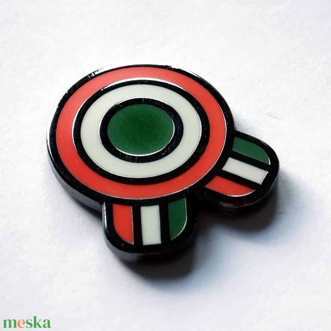 Klasszikus kokárda fémből - ékszer - kitűző és bross - kitűző - Meska.hu Klasszikus kokárda fémből - ékszer - kitűző és bross - kitűző - Meska.hu